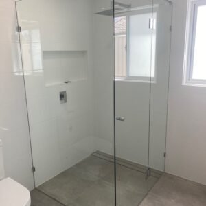 Frameless Shower Screens